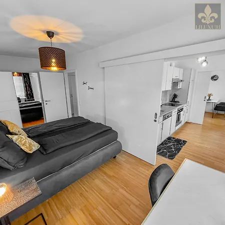 In Uni - & Lkh Naehe Appartement