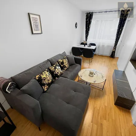 In Uni - & Lkh Naehe